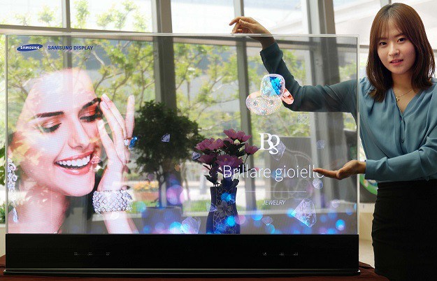 Samsung Rilis TV Transparan dan TV Cermin 55 Inci