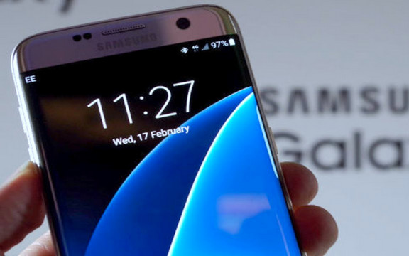 Pengguna Temukan Masalah di Kamera Samsung Galaxy S7 Varian Snapdragon 820