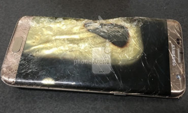 Samsung Galaxy S7 Edge Meledak Saat di Charger